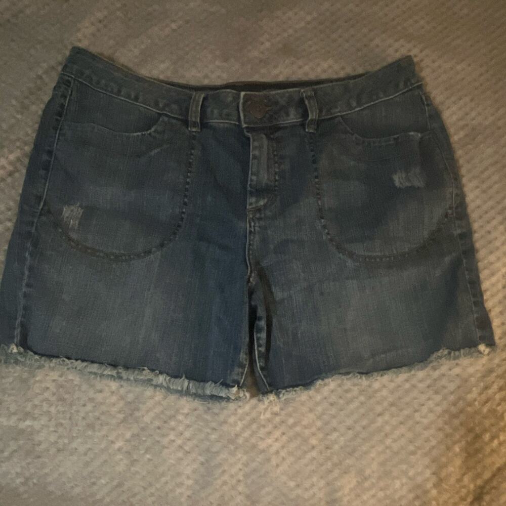 a.n.a Boyfriend Women's Blue Denim Cut Off Shorts Size 12 Mid Rise Pockets